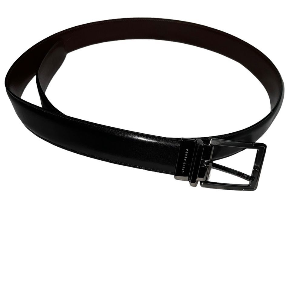 Black Leather Perry Ellis Belt Size 36 Silver Buckle